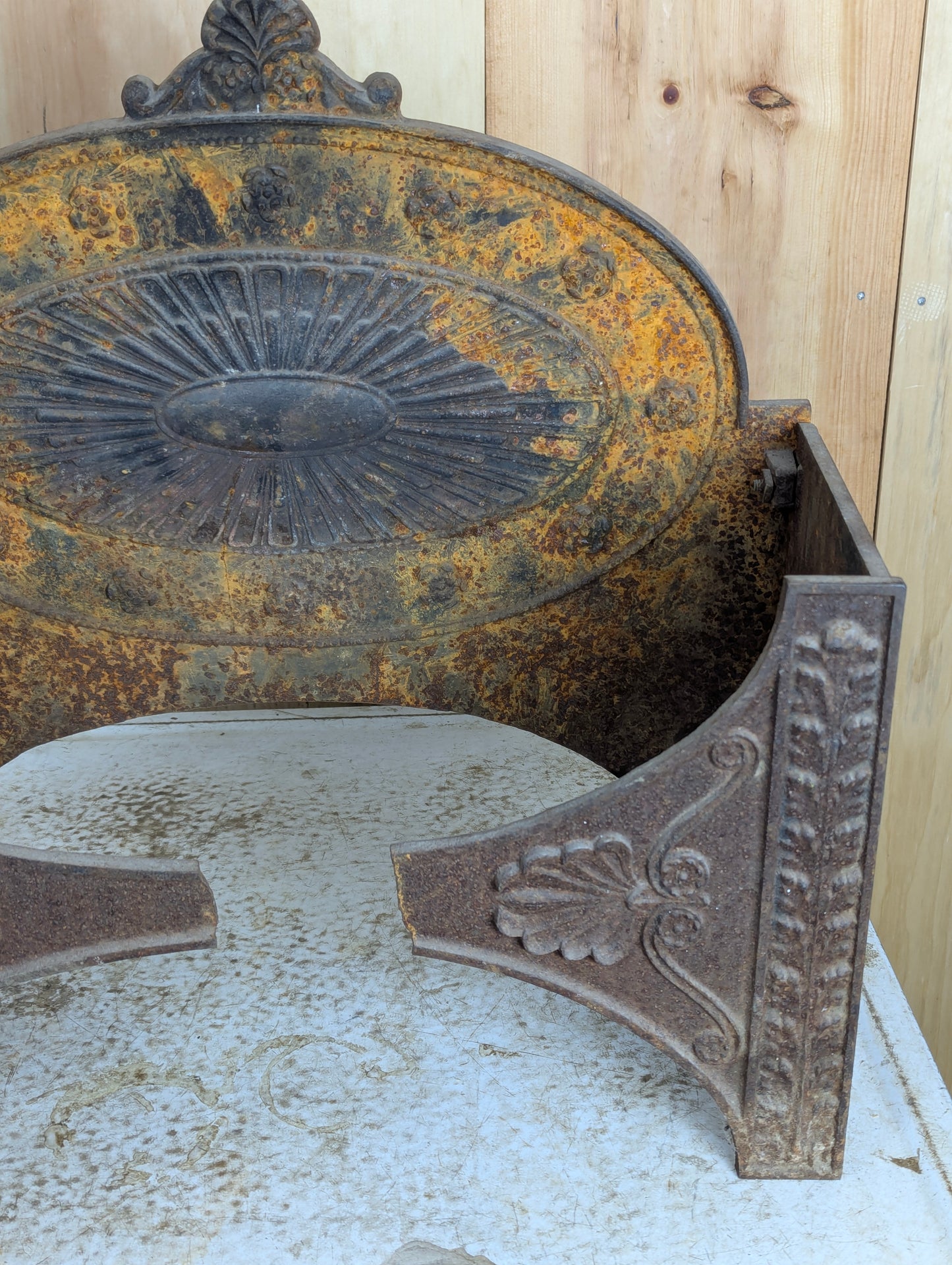 Edwardian Cast Iron Fire Basket - view 3