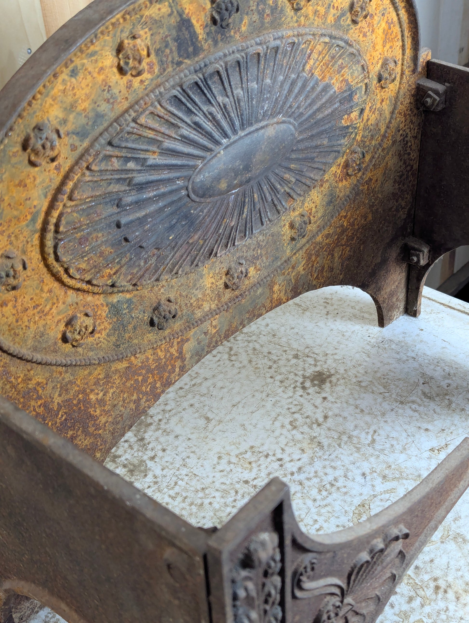 Edwardian Cast Iron Fire Basket - view 7
