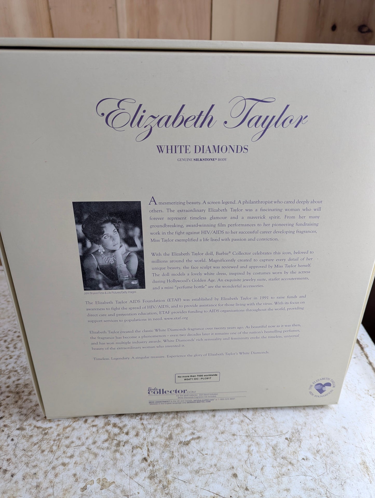 Elizabeth Taylor 'White Diamonds' Gold Label Silkstone Barbie Doll Mattel W3471 NRFB - view 3