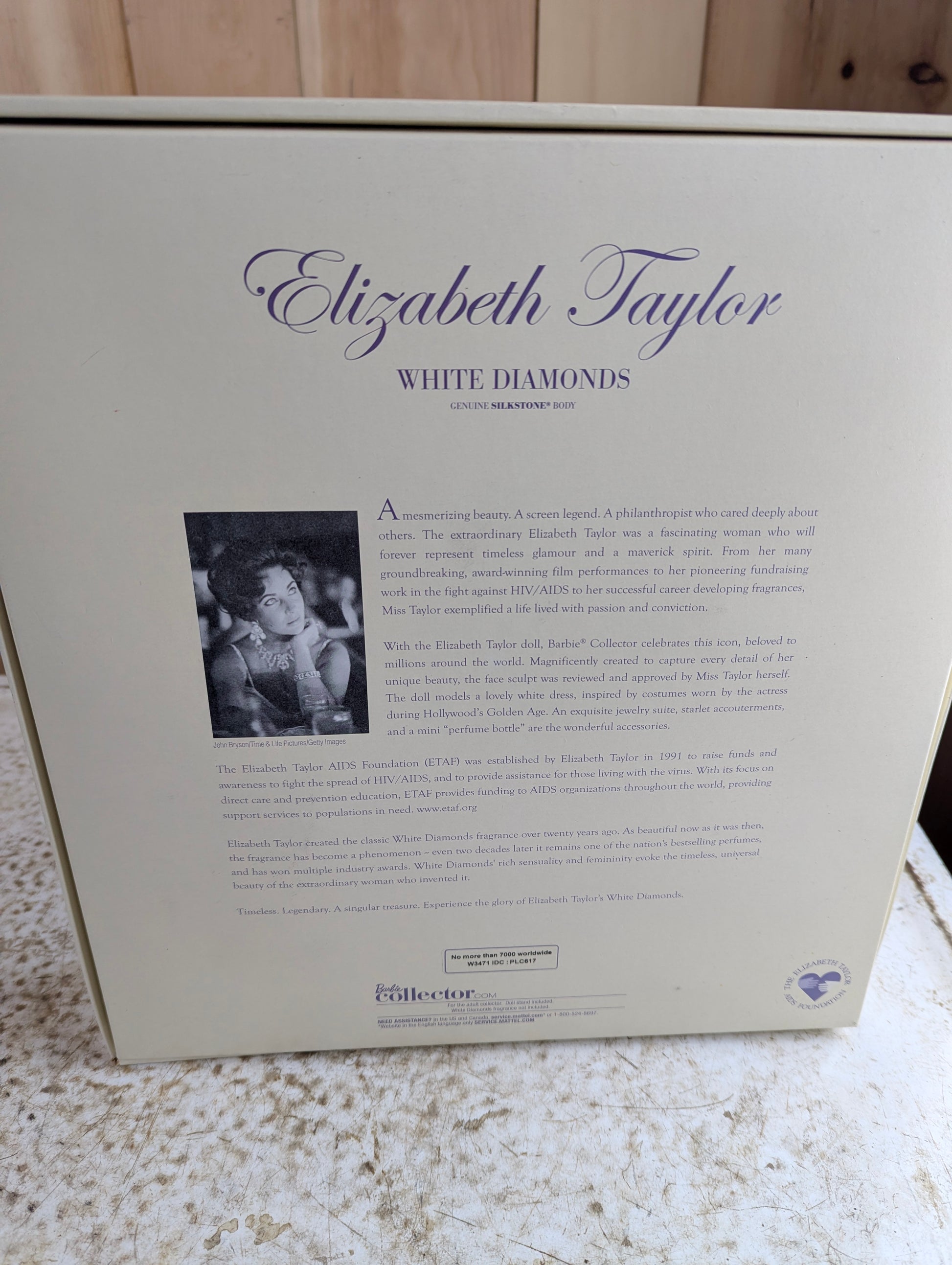 Elizabeth Taylor 'White Diamonds' Gold Label Silkstone Barbie Doll Mattel W3471 NRFB - view 3
