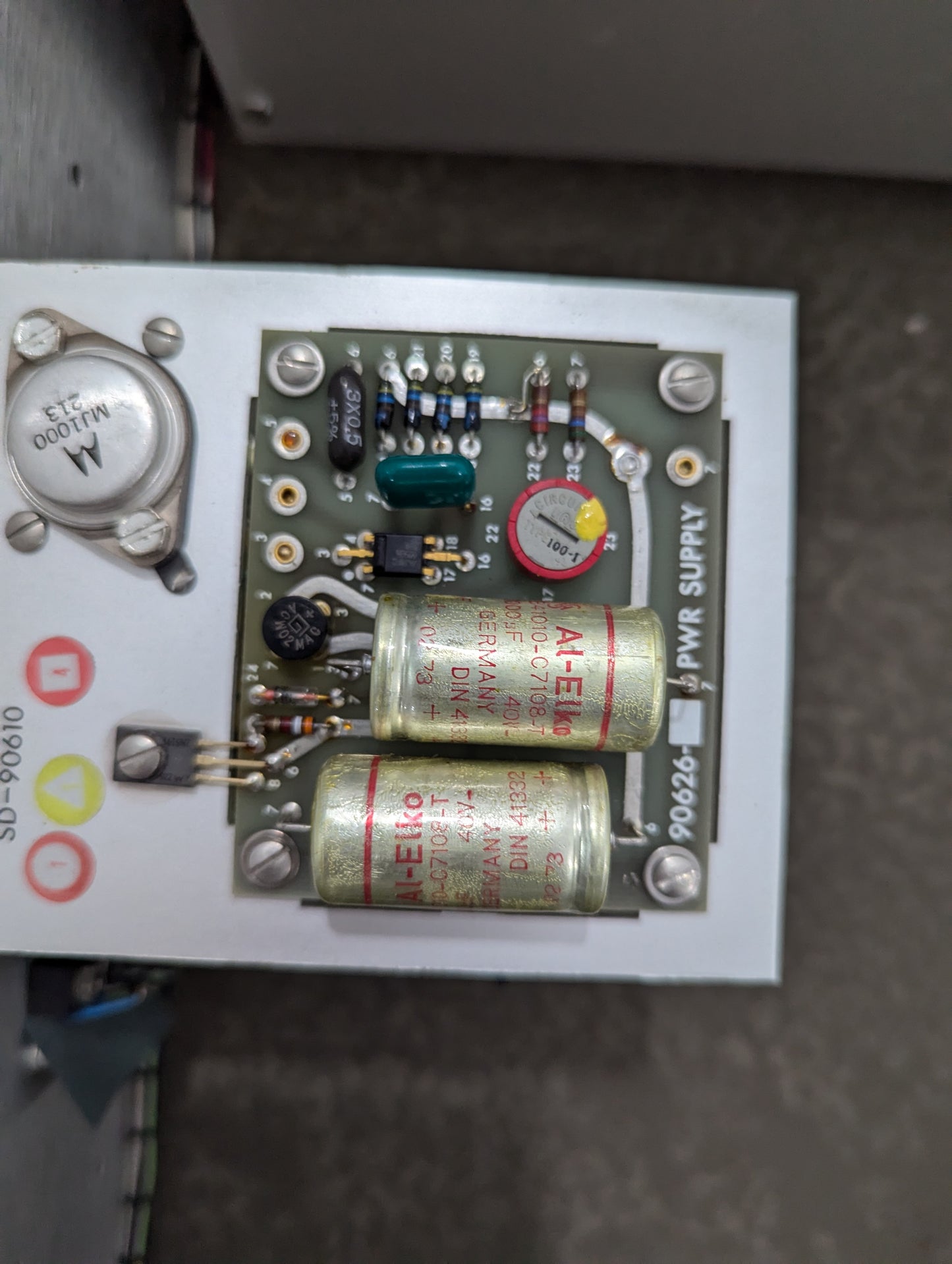 From 1960’s Vintage Farinon Electric T150 Test Set For Radios - view 8