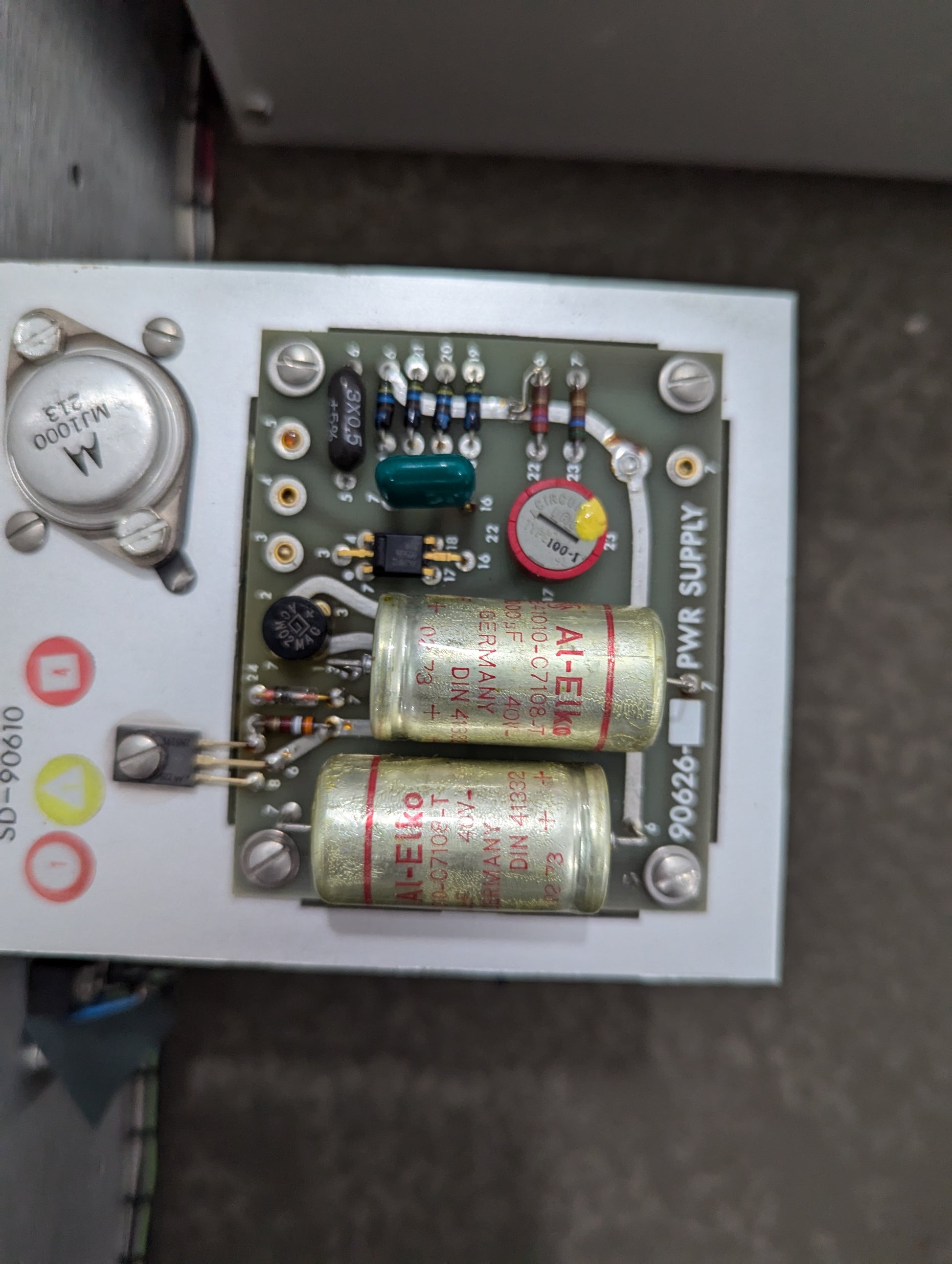 From 1960’s Vintage Farinon Electric T150 Test Set For Radios - view 8