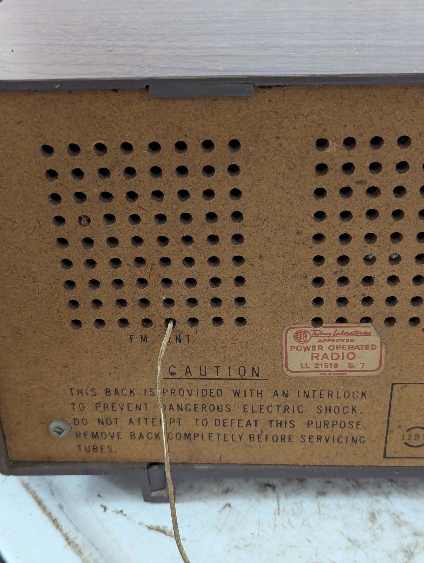 Granada AM FM Radio Model KFA-709 - view 5