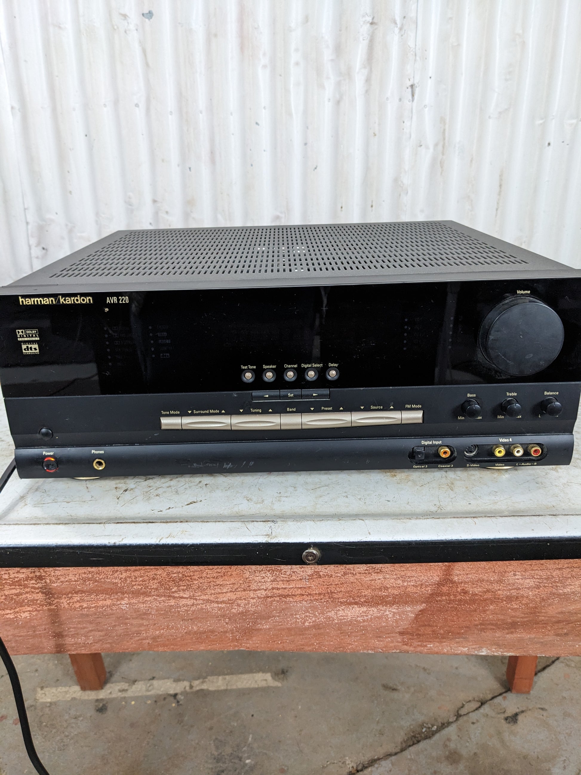Harmon Kardon Receiver AVR220 - view 4