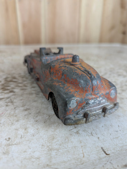 Hubley Kiddie Toy #463 Metal Fire Truck - view 2