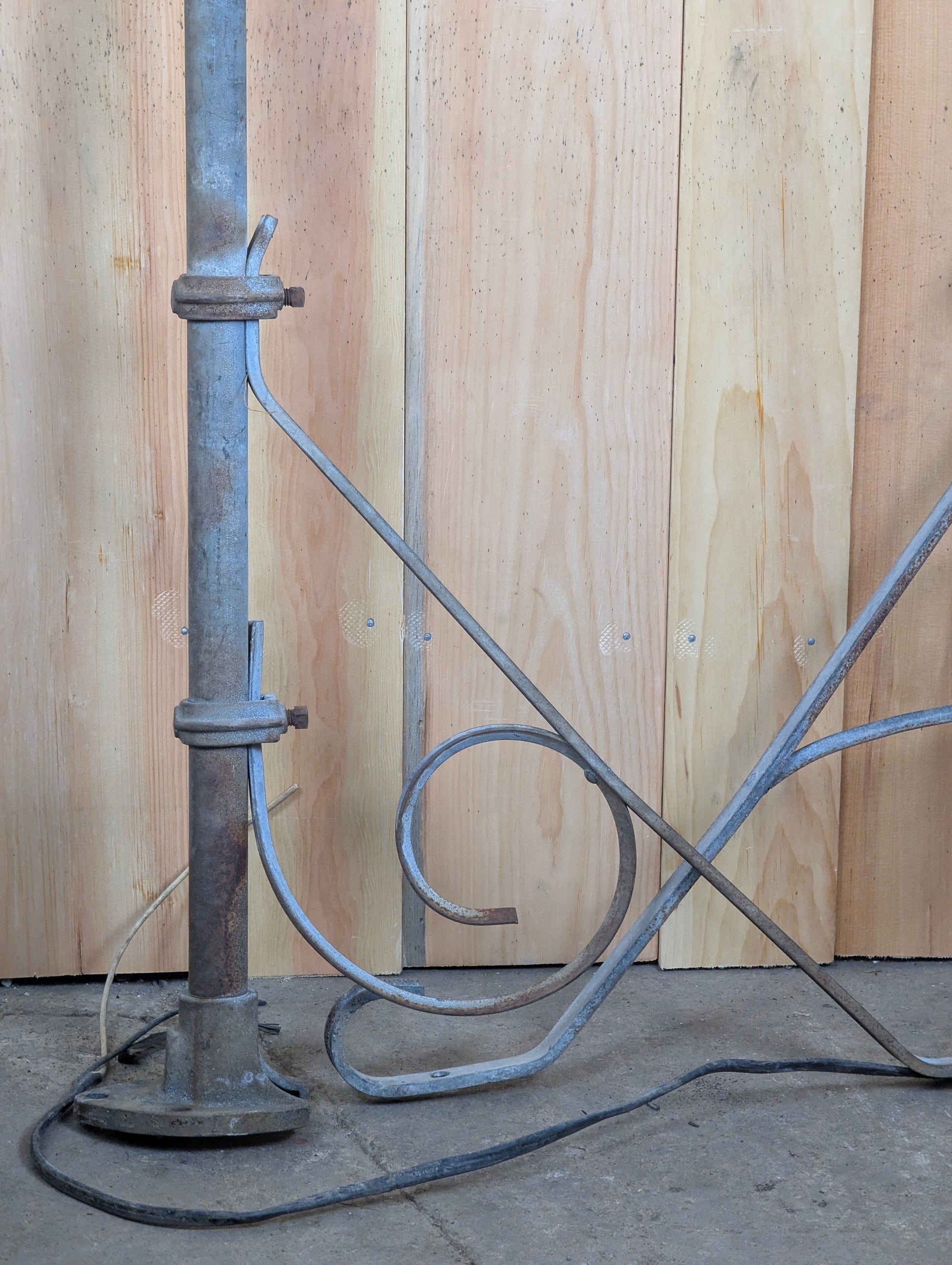 Industrial Cast Aluminum Street Lighting Brackets - view 5