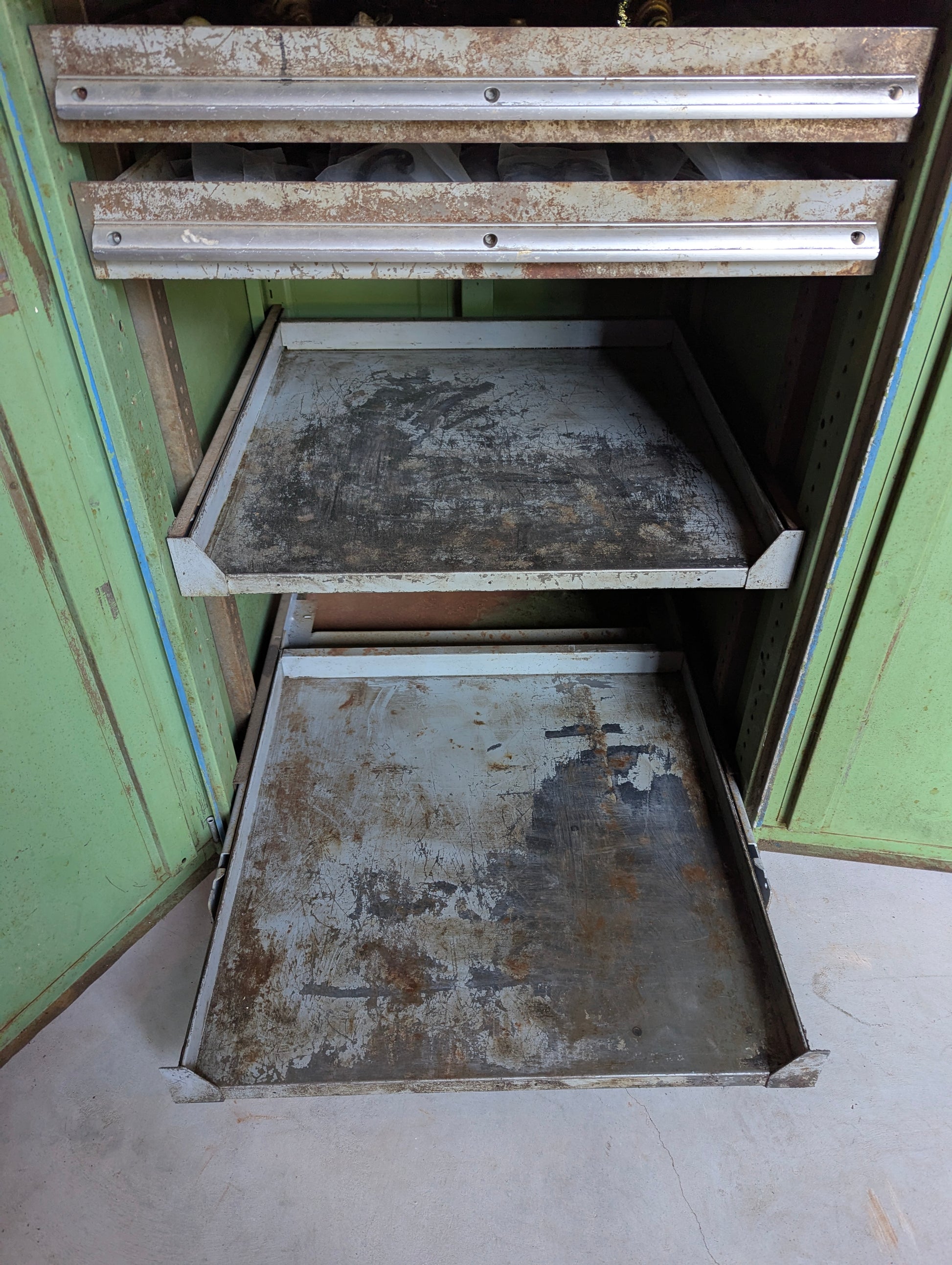 Industrial Metal Cabinet - view 2