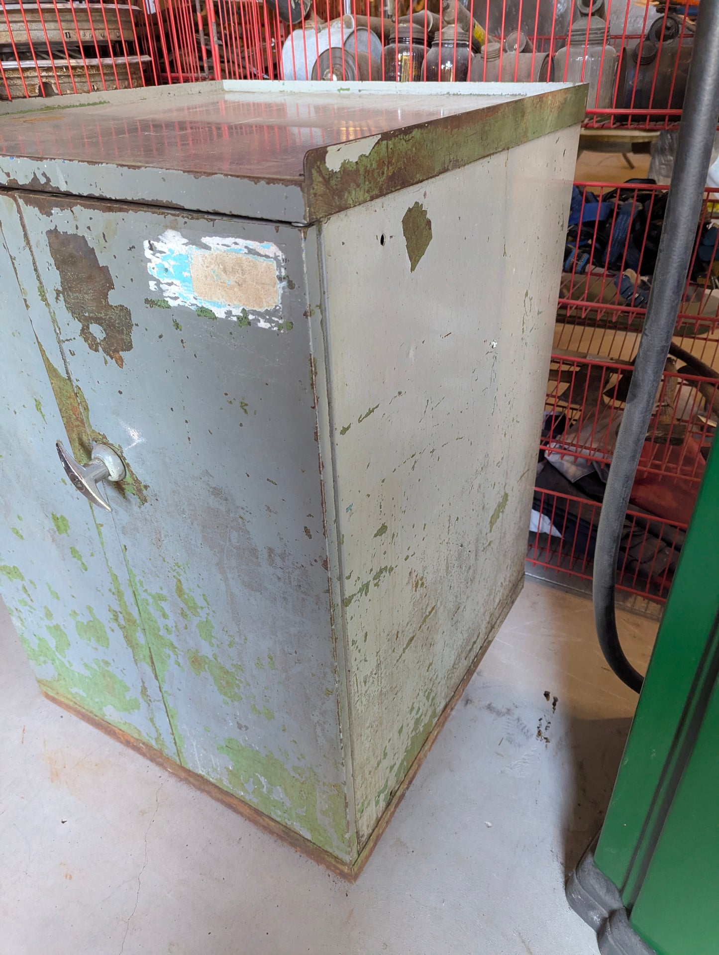 Industrial Metal Cabinet - view 7