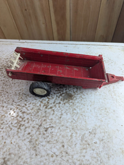 Vintage 1960s Ertl Red Toy Farm Manure Spreader Wagon