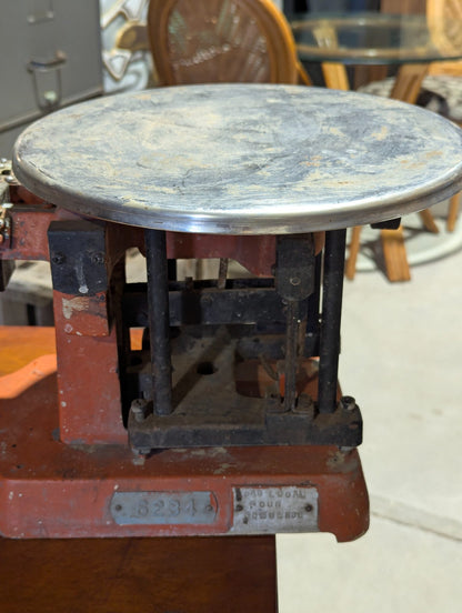 Vintage French Cast Iron Balance Scale with Steel Pan, Model 6234