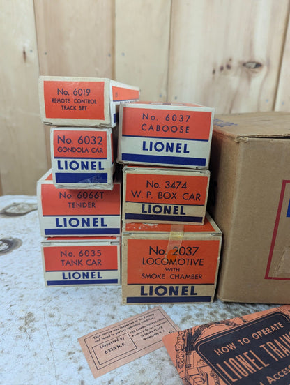 1950s Lionel Outfit No. 1511S 027 Freight Train with Smoke and Magne-Traction Set