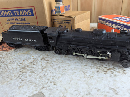 1950s Lionel Outfit No. 1511S 027 Freight Train with Smoke and Magne-Traction Set