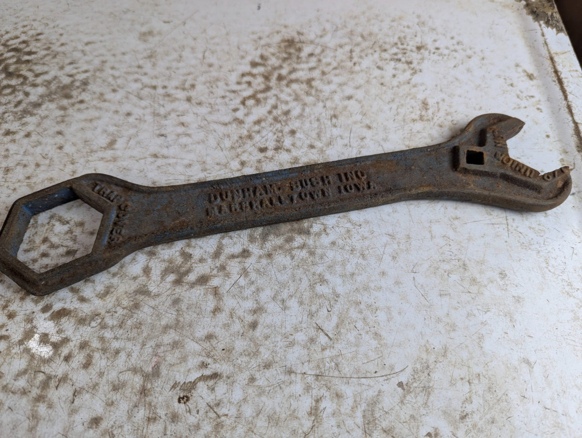 Antique Dunham Bush Co. Burlington Iowa D295 Steam Trap Cover Wrench Cast Iron