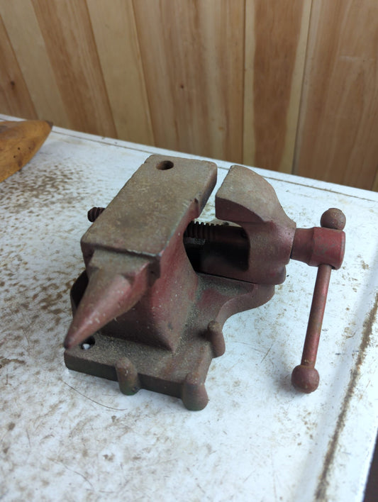 Vintage A&W Guelph Cast Iron Bench Vise with Anvil Horn and Swivel Base