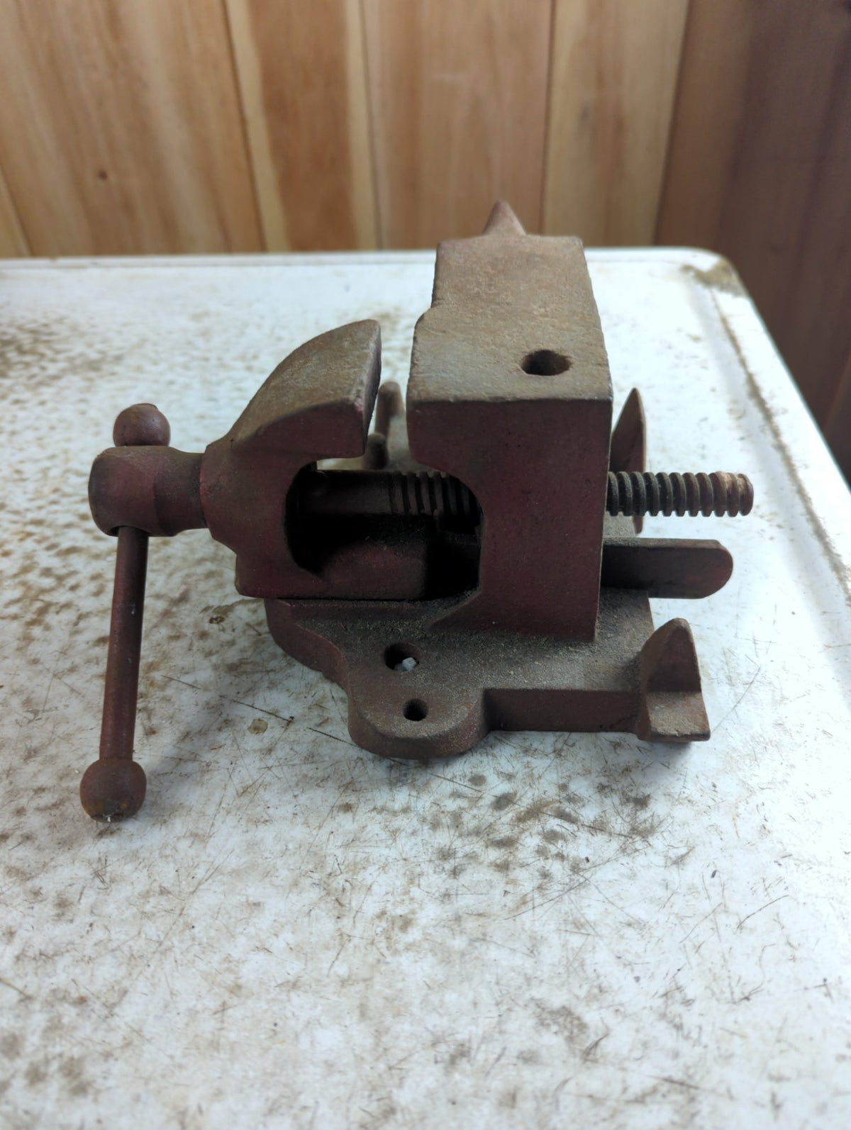Vintage A&W Guelph Cast Iron Bench Vise with Anvil Horn and Swivel Base