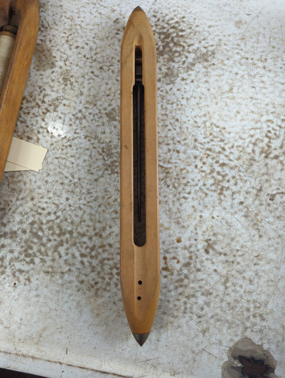 Vintage Wooden Weaving Shuttle Loom Shuttle Pair with Metal Tips
