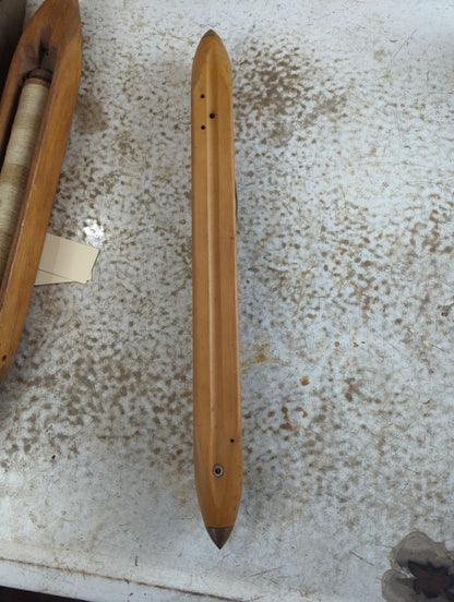 Vintage Wooden Weaving Shuttle Loom Shuttle Pair with Metal Tips