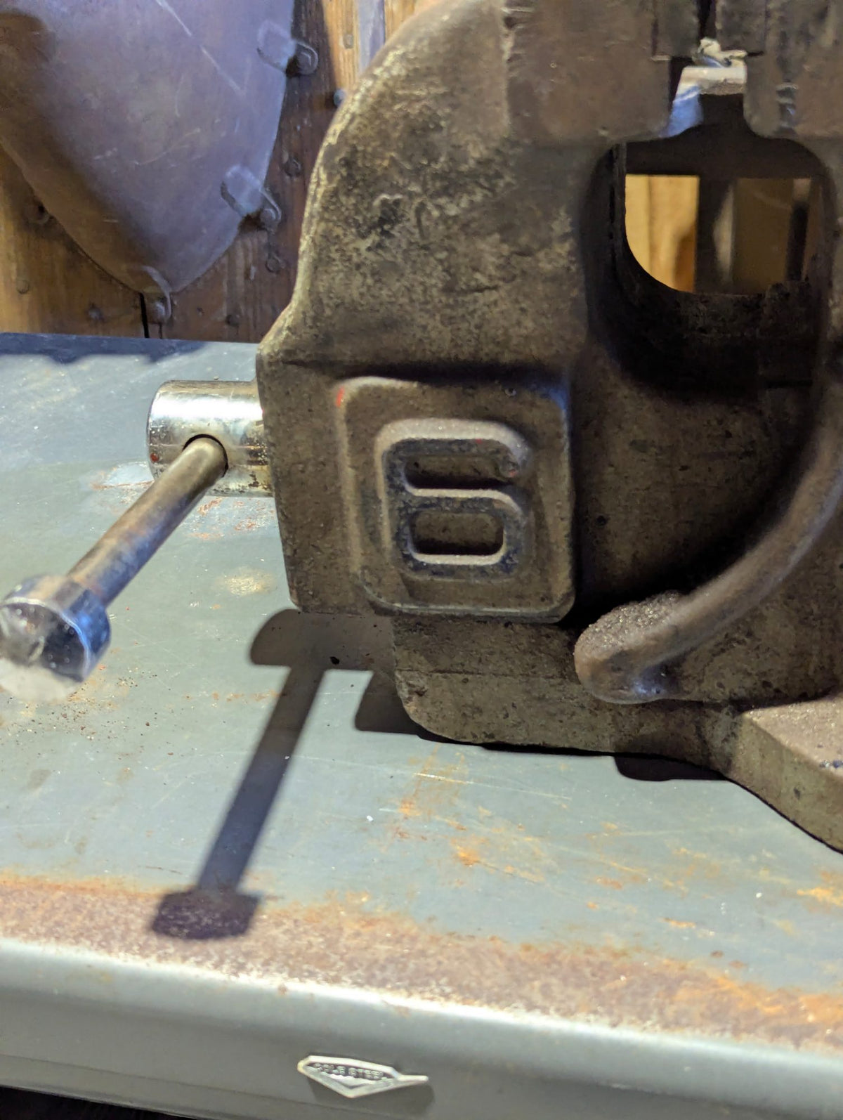 Vintage Mohawk No. 6 Cast Iron Bench Vise
