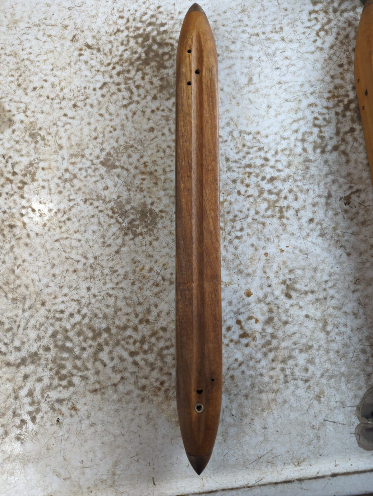 Antique Wooden Boat-Shaped Shuttle Weaving Loom Shuttle with Bobbin Wood Textile Tool