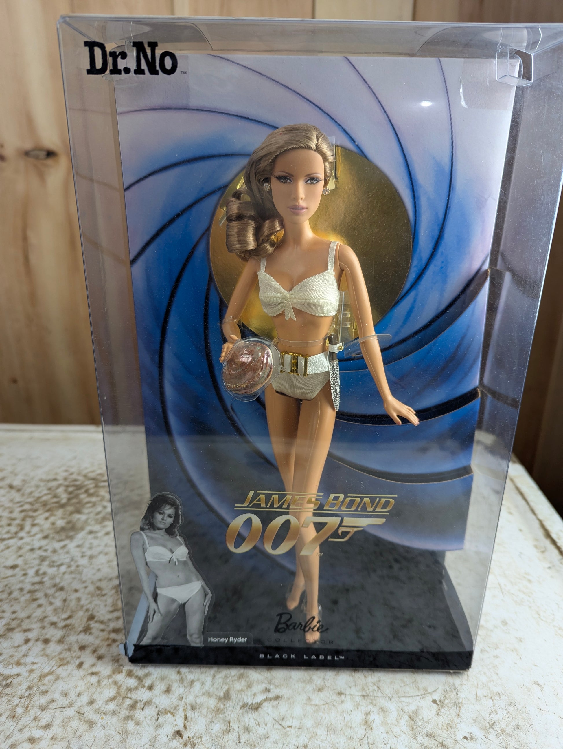 James Bond 007 Dr. No Honey Ryder Barbie Doll Black Label Mattel R4464 NRFB