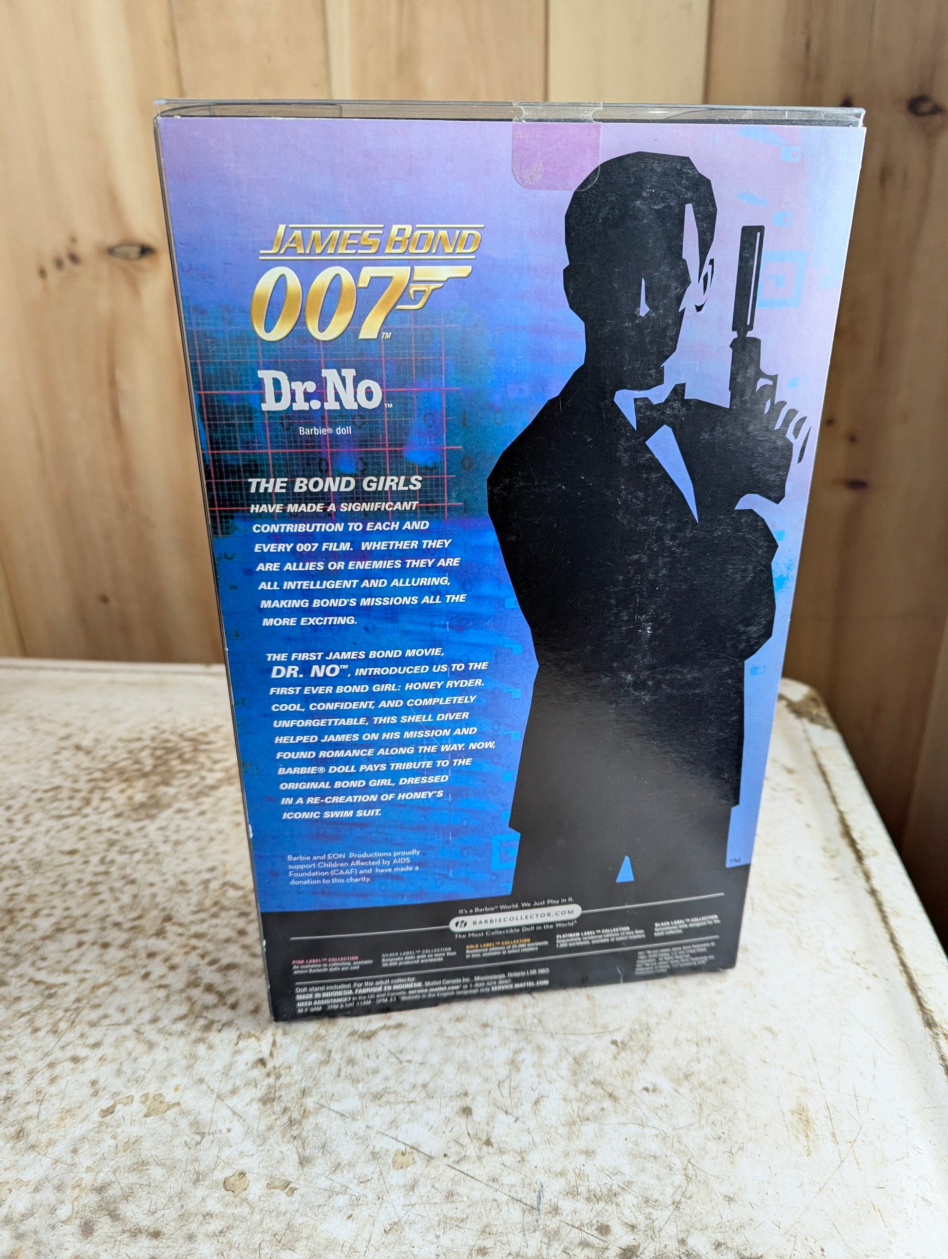 James Bond 007 Dr. No Honey Ryder Barbie Doll Black Label Mattel R4464 NRFB - view 3
