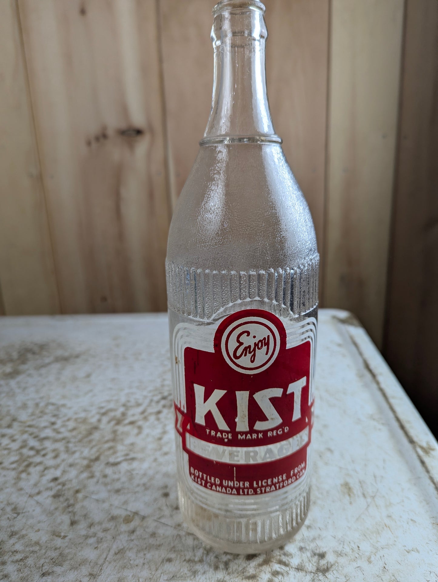 Kist Beverages 30oz Clear Glass ACL Soda Bottle - view 3