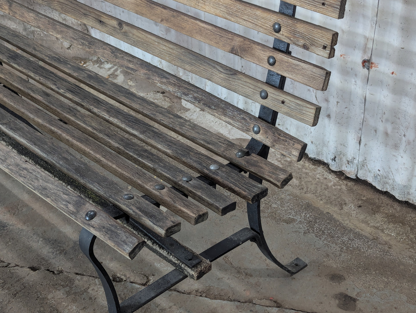 Long Railway Station Bench - view 4