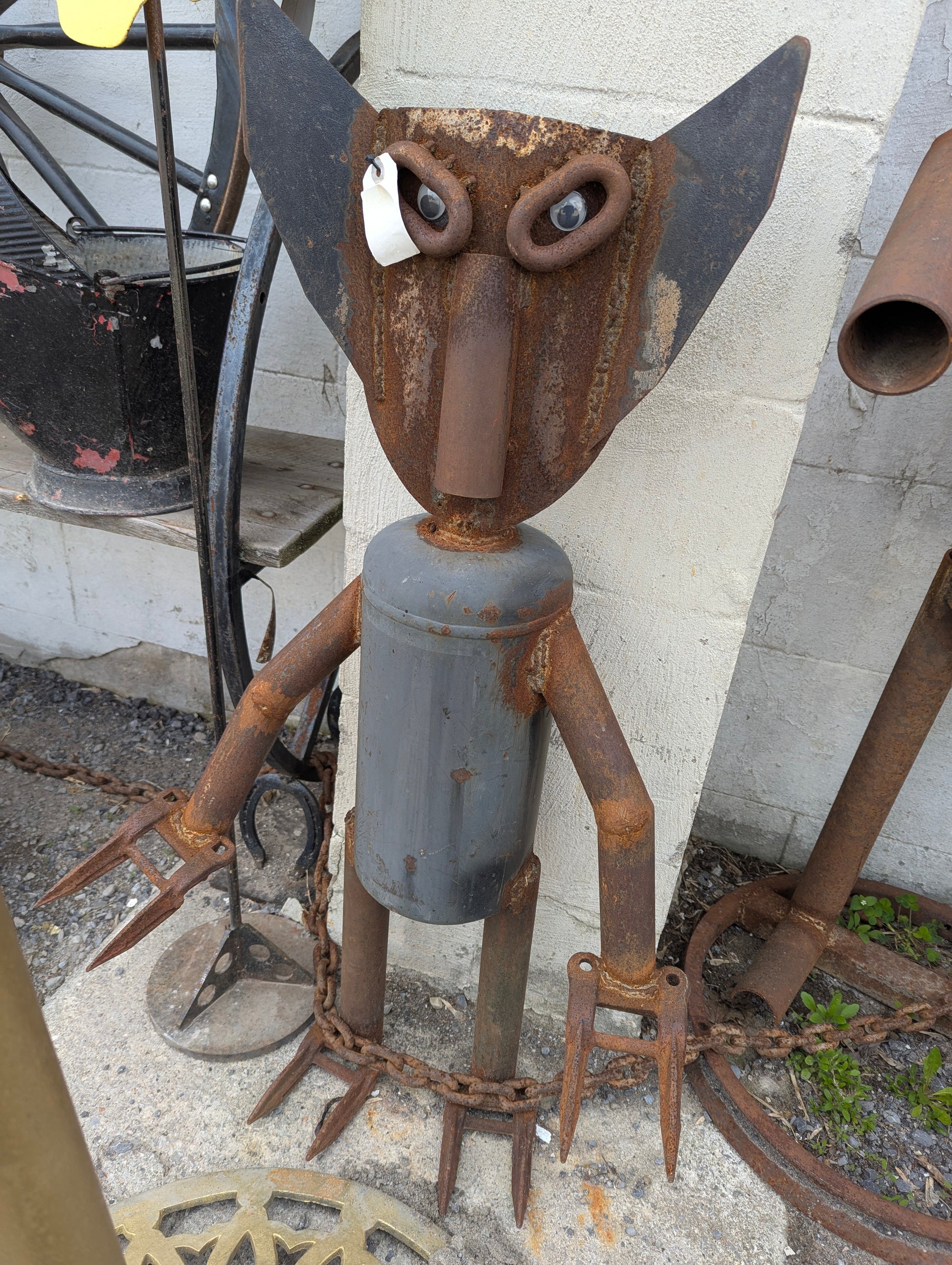 Metal Scrap Art Man With Claws