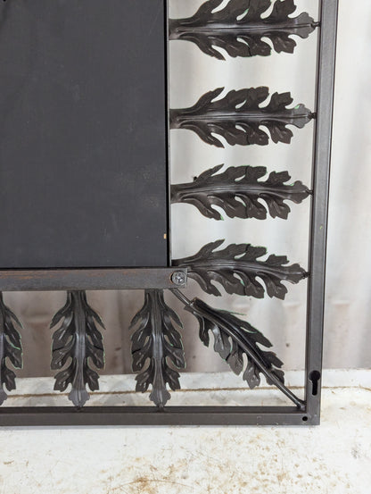 Mirror with Metal Frame & Leaves - view 8