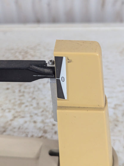Ohaus Triple Beam Balance Scale 700 Series - view 4