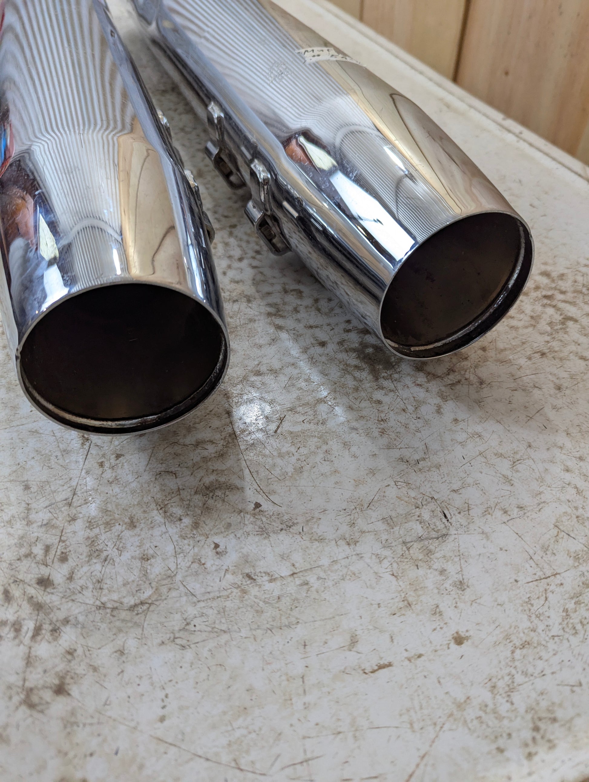 Pair of Authentic Harley Davidson Touring Chrome Exhaust Mufflers - view 4