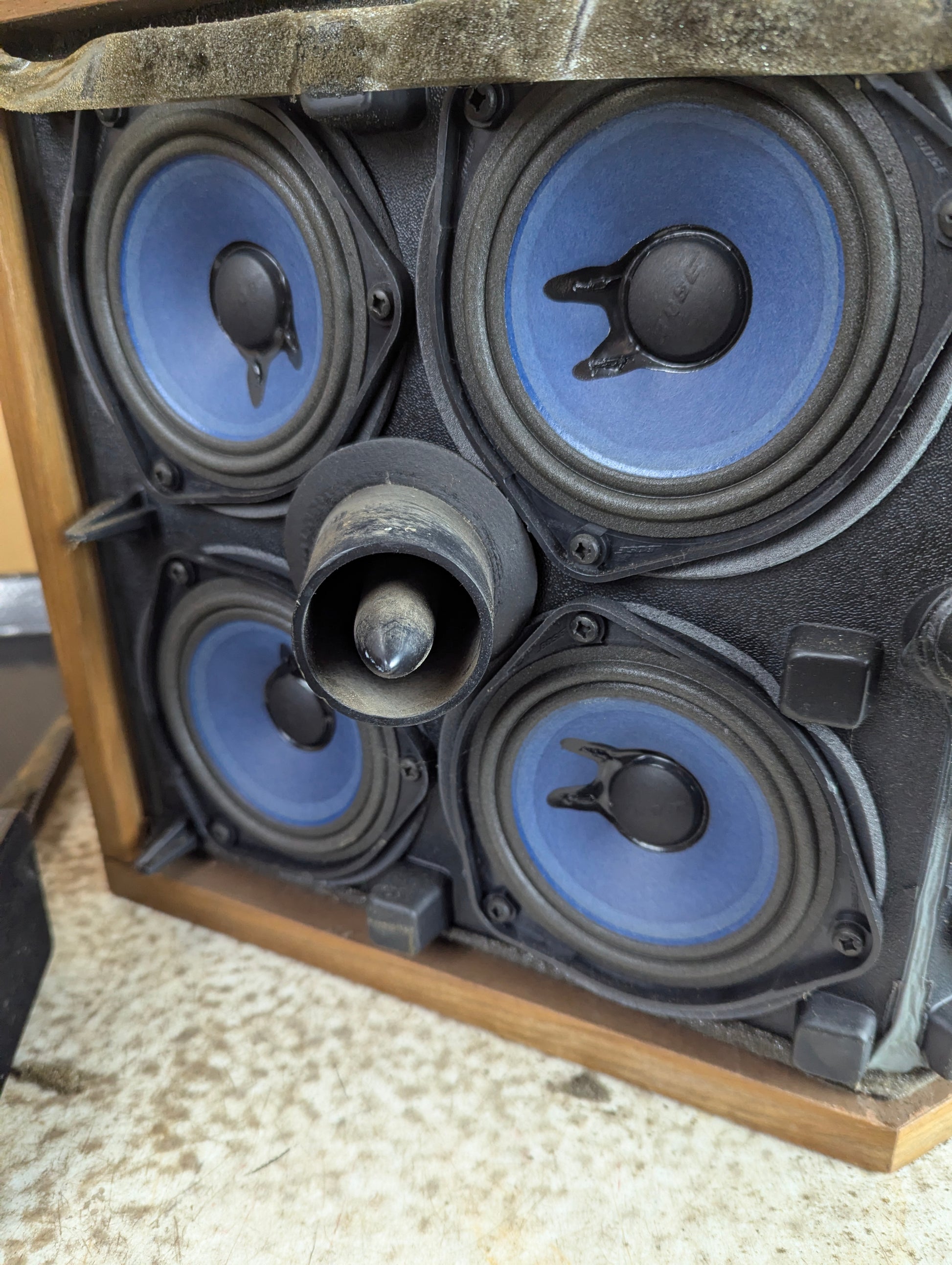 Pair of Vintage Bose 901 Series VI Speakers with Equalizer - view 11