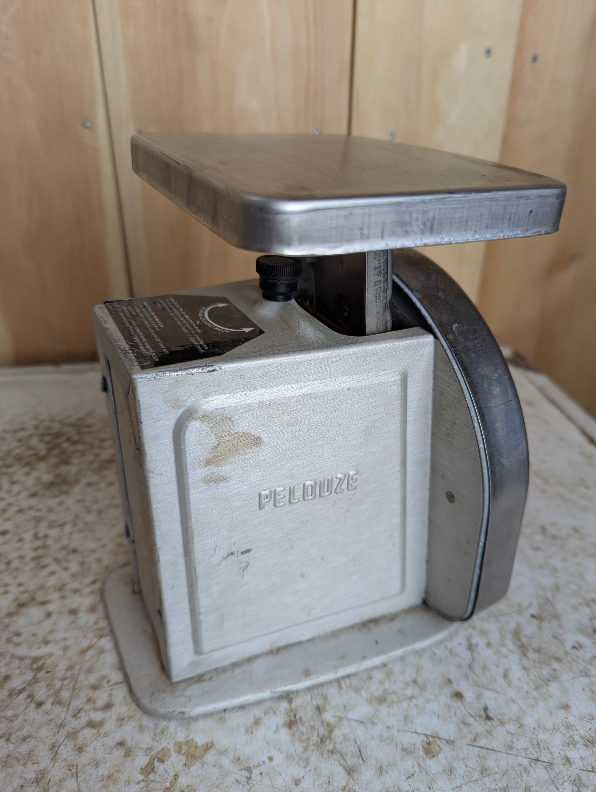 Pelouze Kitchen Scale Model Y32R - view 4