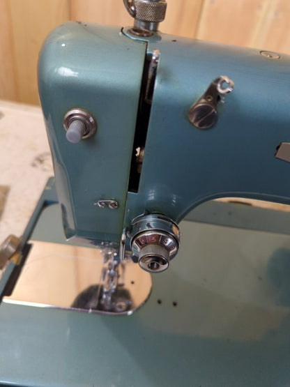 Vintage Leader Super Deluxe Sewing Machine