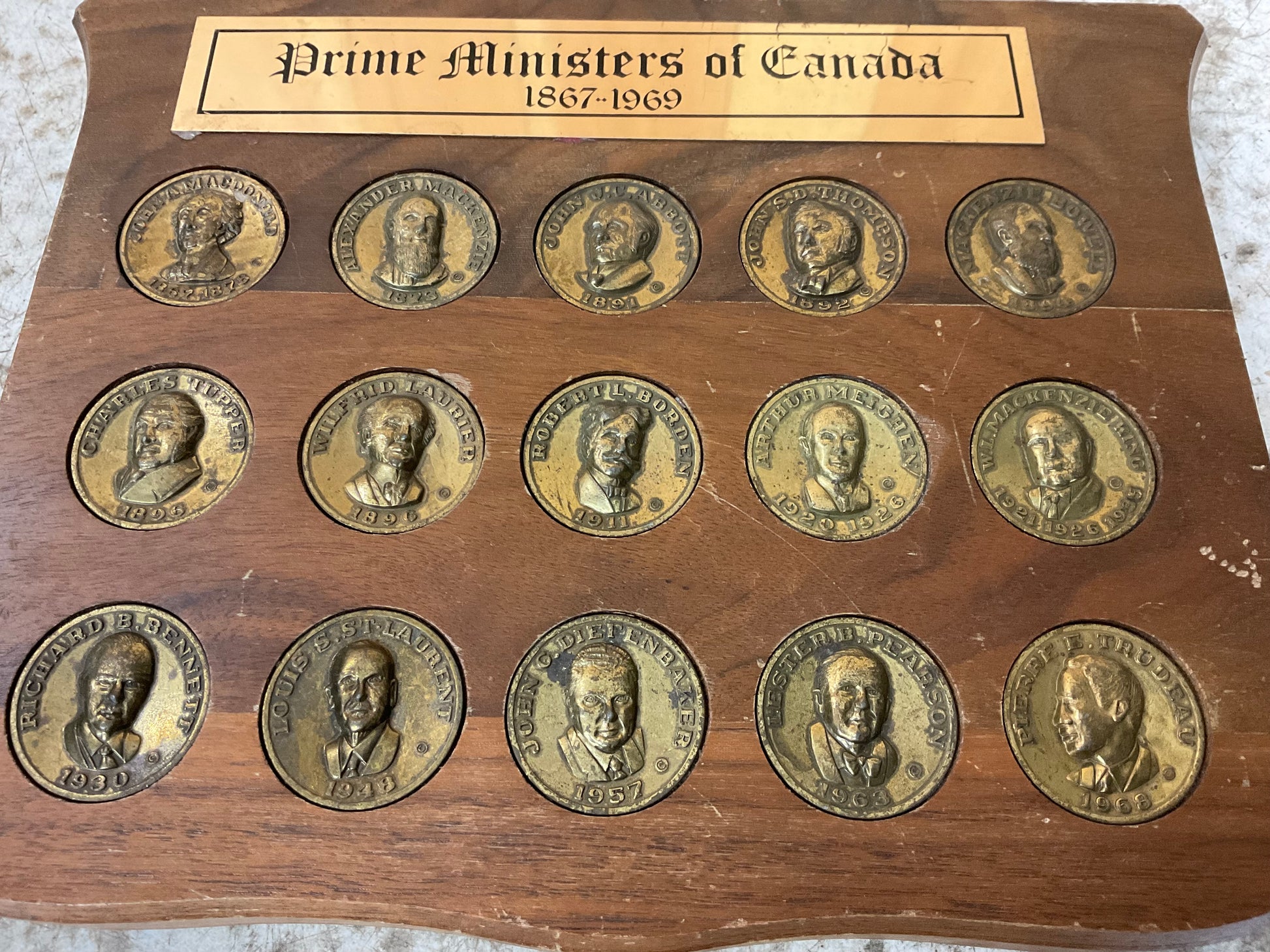 Prime Ministers of Canada Plaque 1867-1969 - view 3
