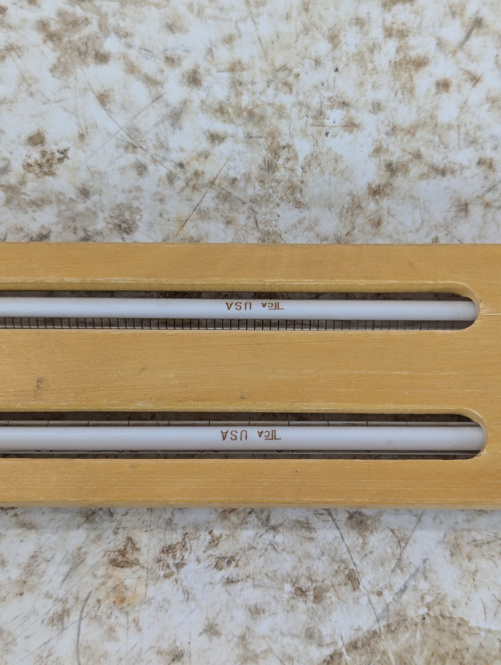 Psychrometer with Carrying Case - view 5