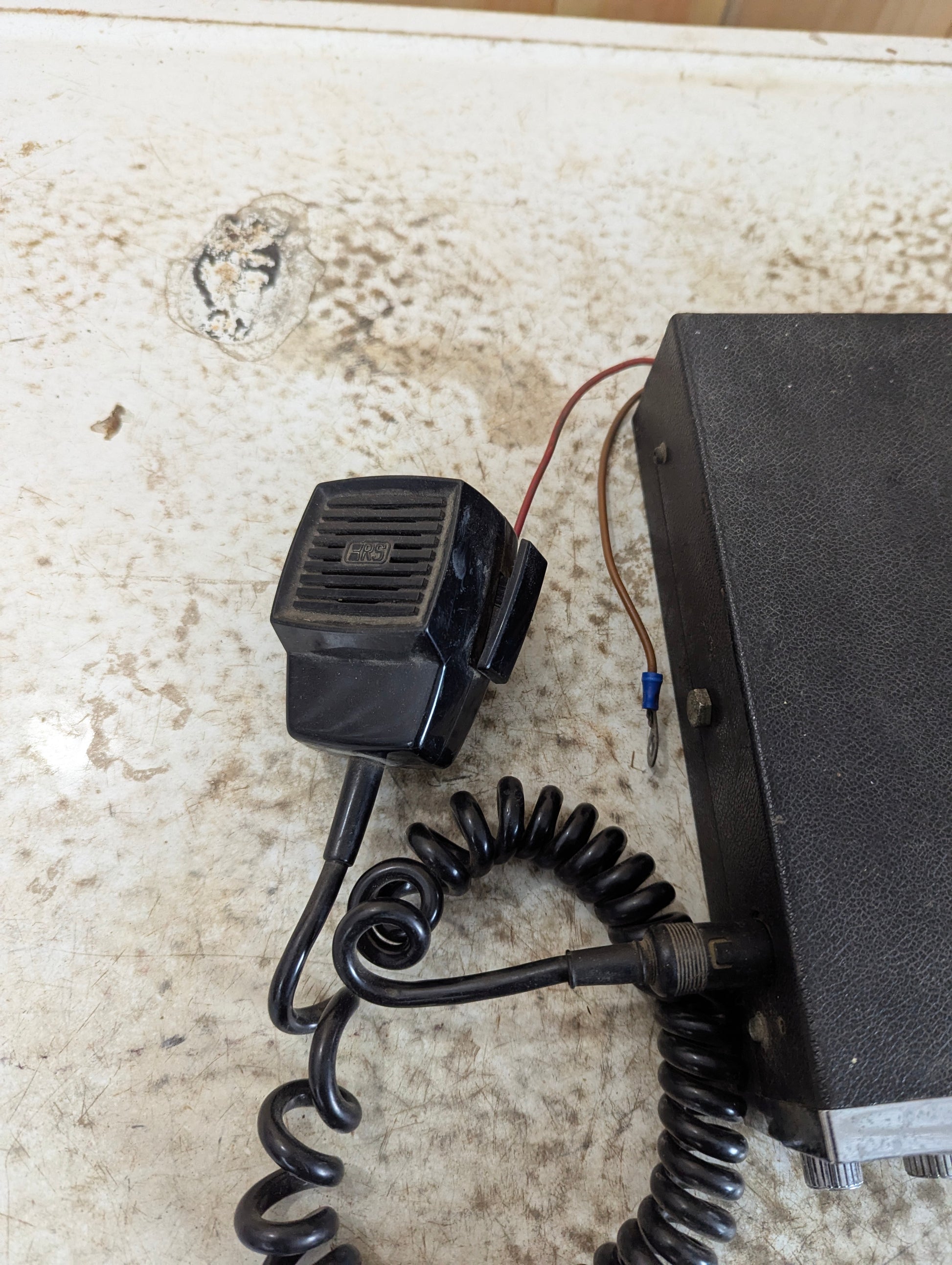 Realistic TRC-424 SSB CB Radio - view 3