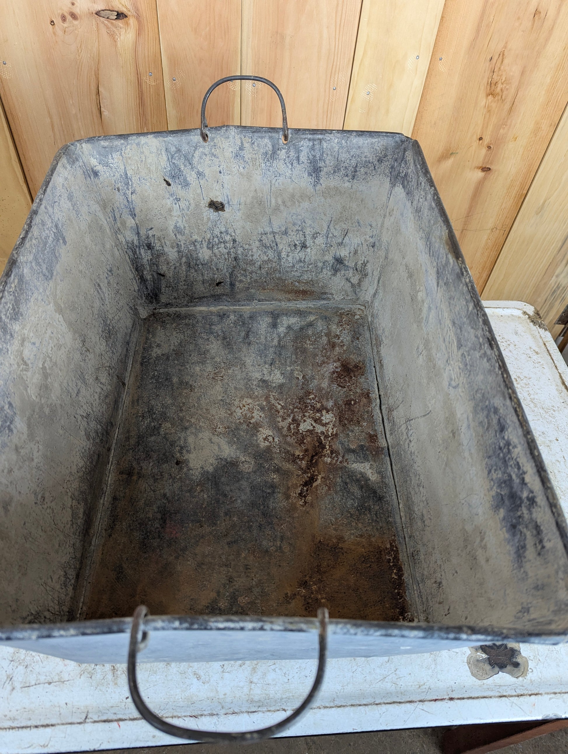 Rectangular Beatty Galvanized Washtub - view 2