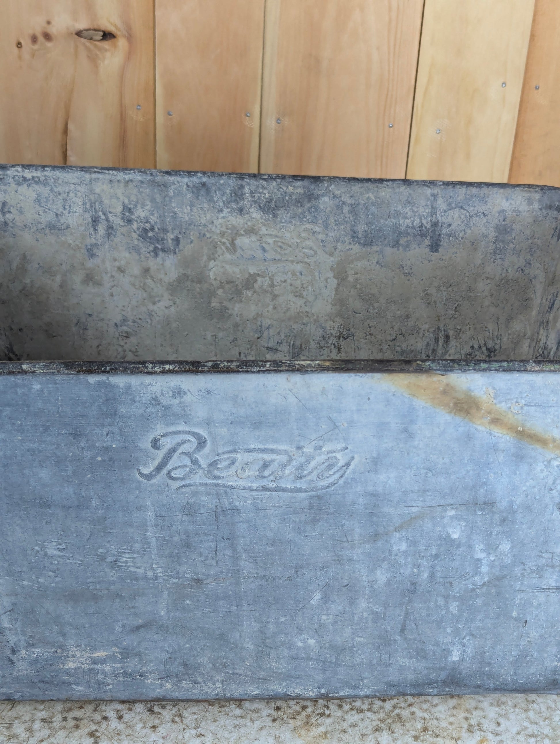 Rectangular Beatty Galvanized Washtub - view 3