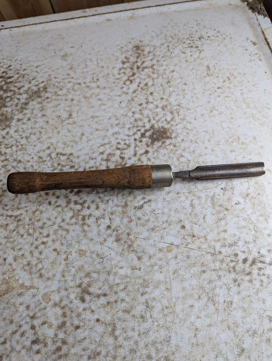 Vintage Stamped Cast Steel 11 1/2" 3/4" Wide Gouge Chisel