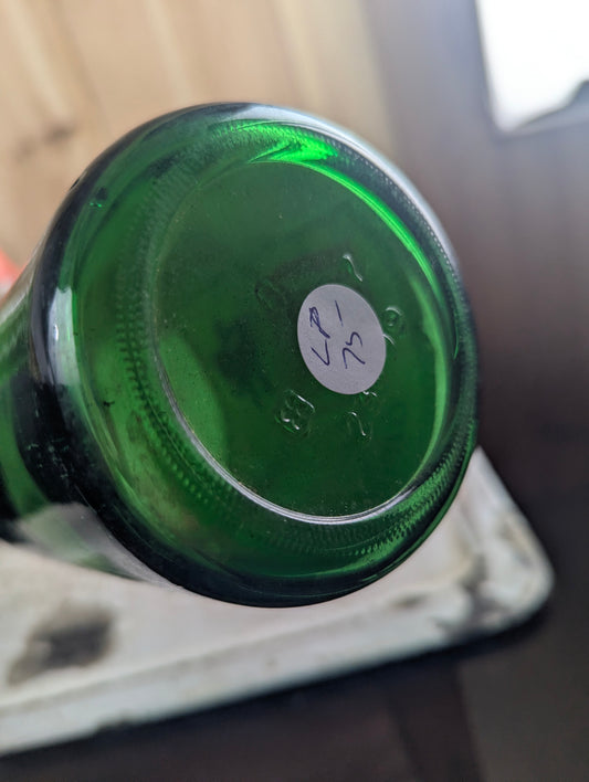 Vintage 30oz Royal Stewart Dry Ginger Ale Green Glass Paper Label Soda Bottle