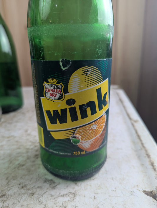 750mL Canada Dry Wink Green Glass Paper Label Soda Bottle with Cap