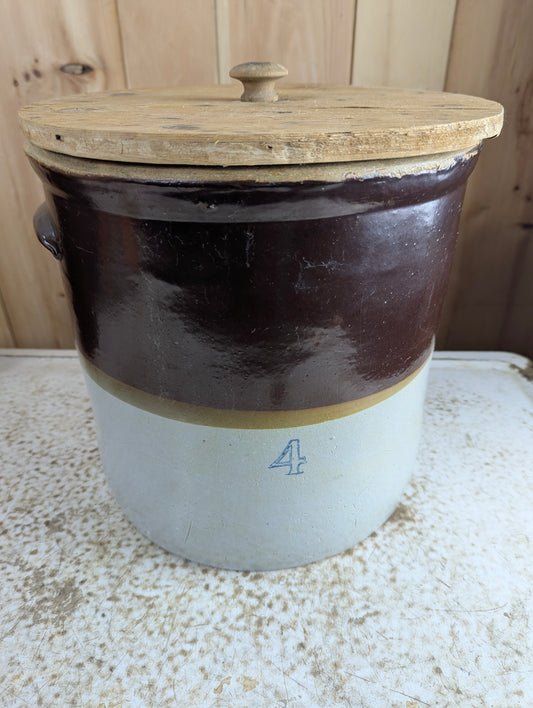 Antique #4 2-Tone Stoneware Crock with Handles and Lid