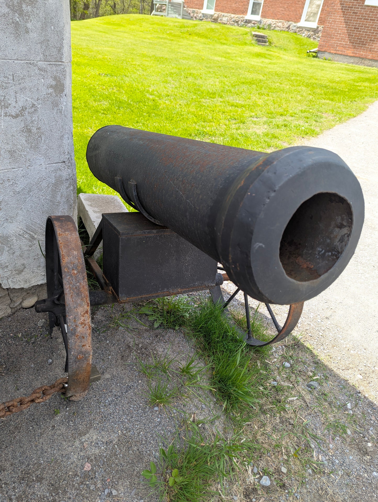 Scrap Art Cannon - view 3