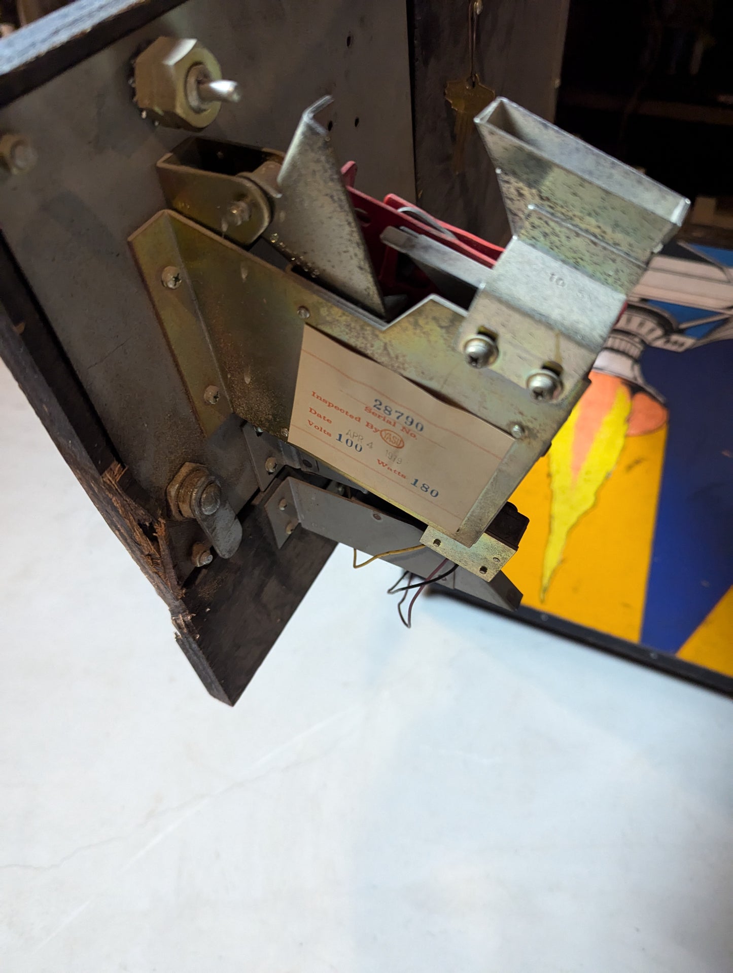 Sega Space Attack Arcade Cabinet - view 3