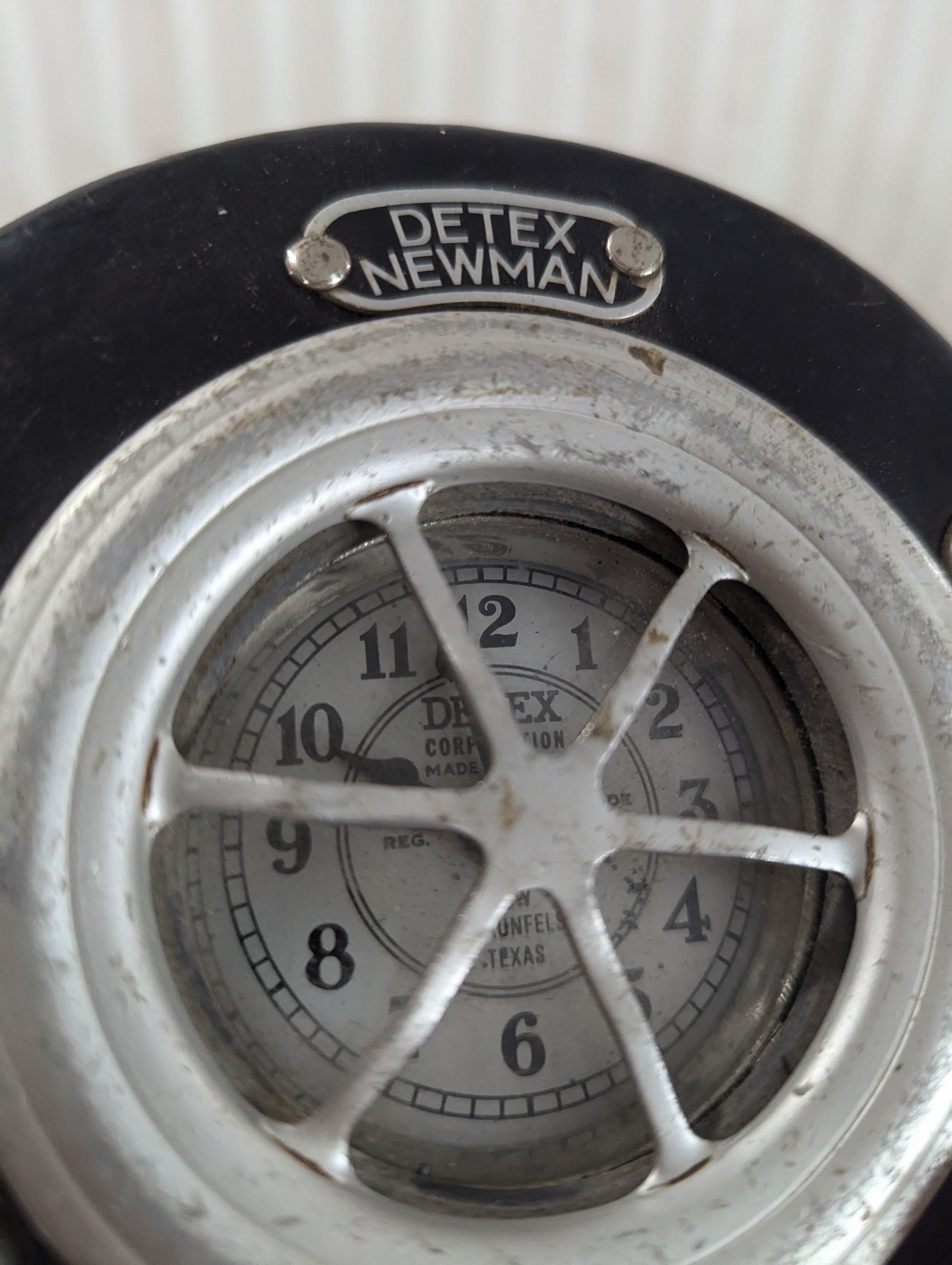 Set of Vintage Detex Watchclock & 2 Stations with Keys - view 5