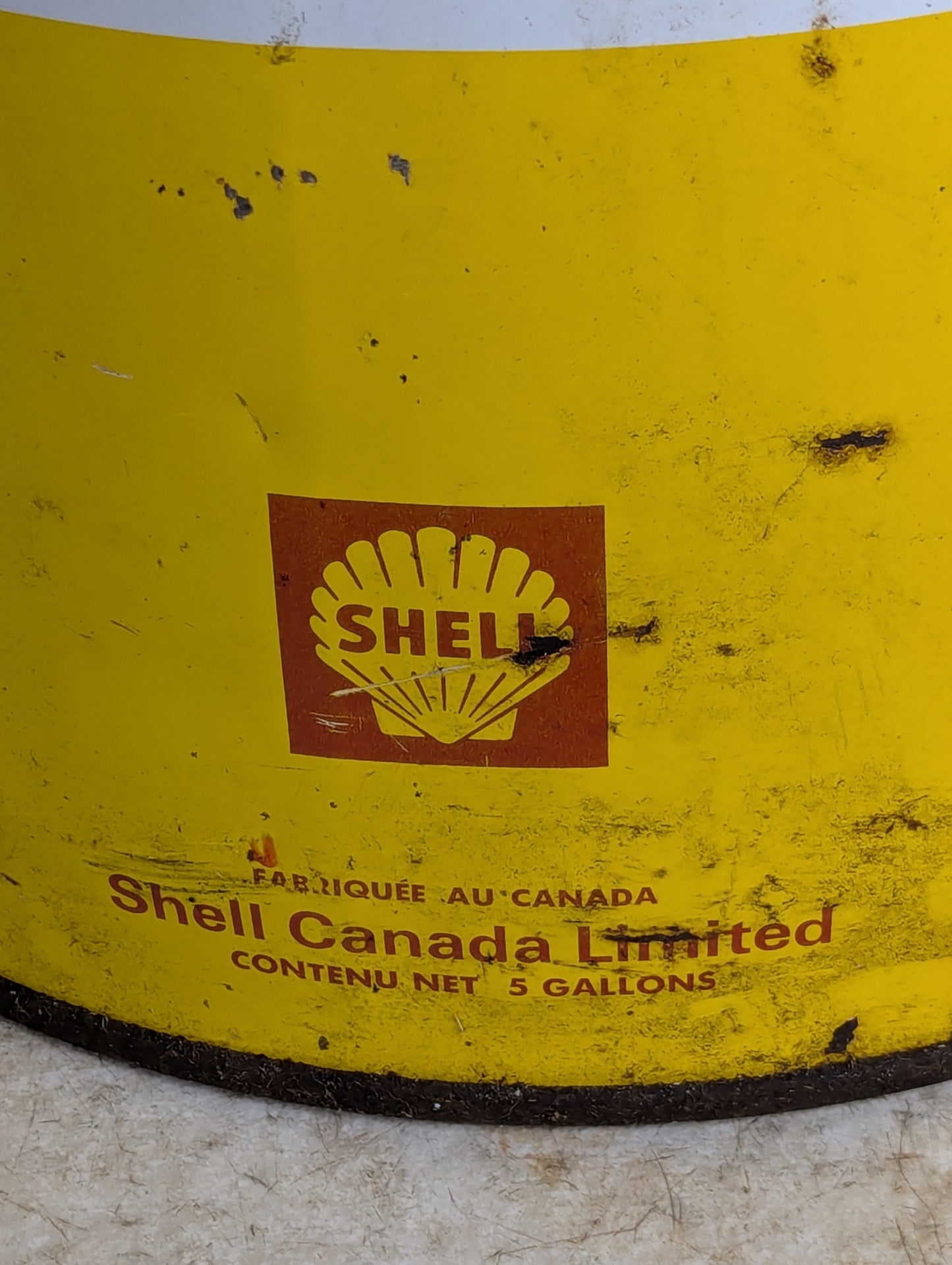 Shell Motor Oil Can - view 4