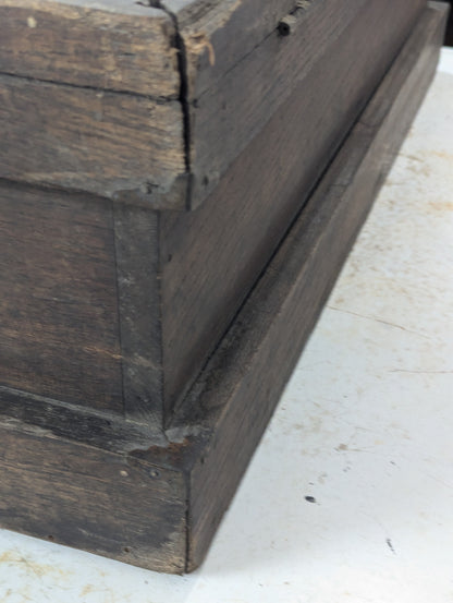 Small Antique Wooden Carpenter’s Trunk - view 13