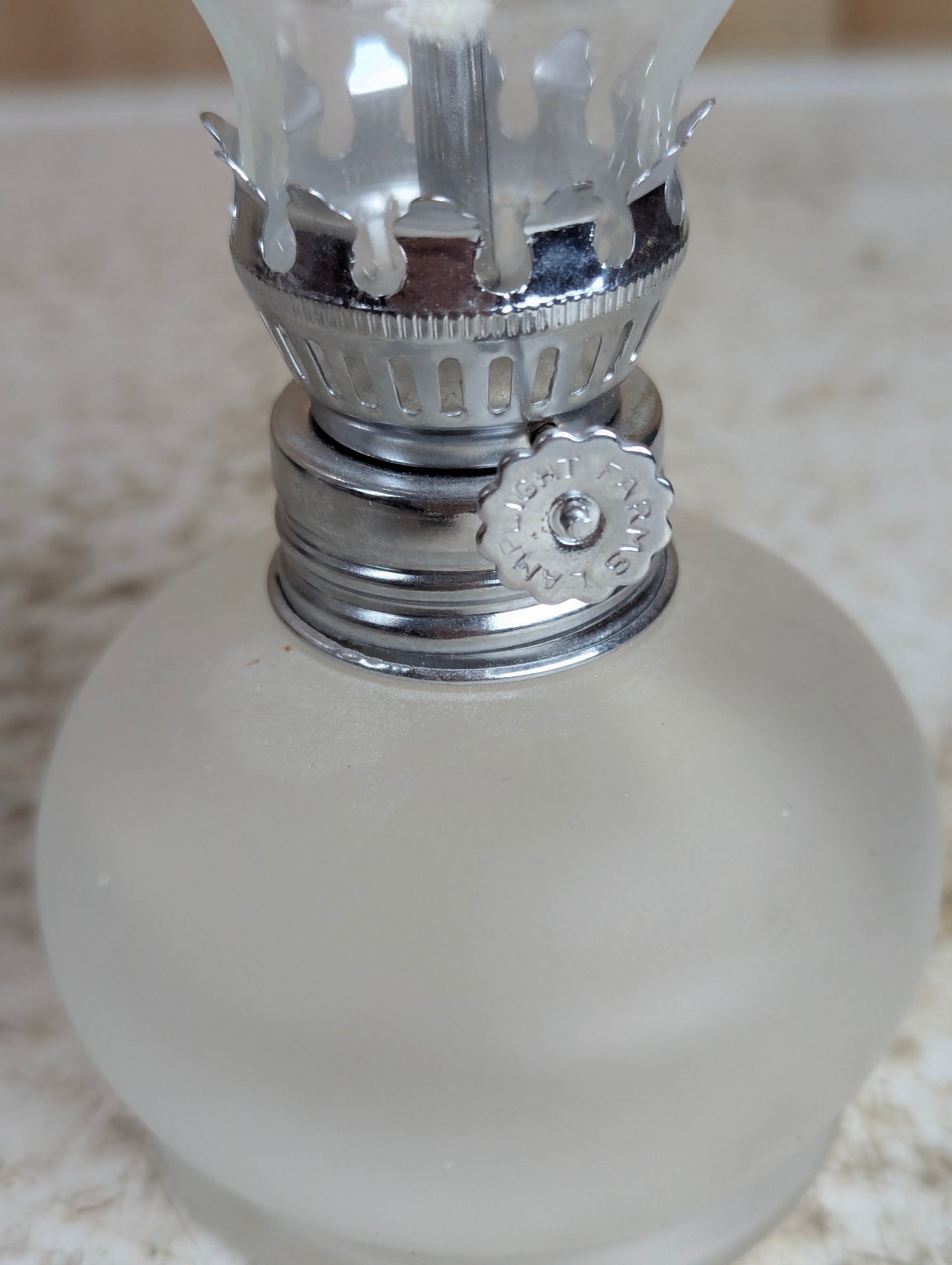 Small Oil Desk Lamp Farms Lamplight - view 2