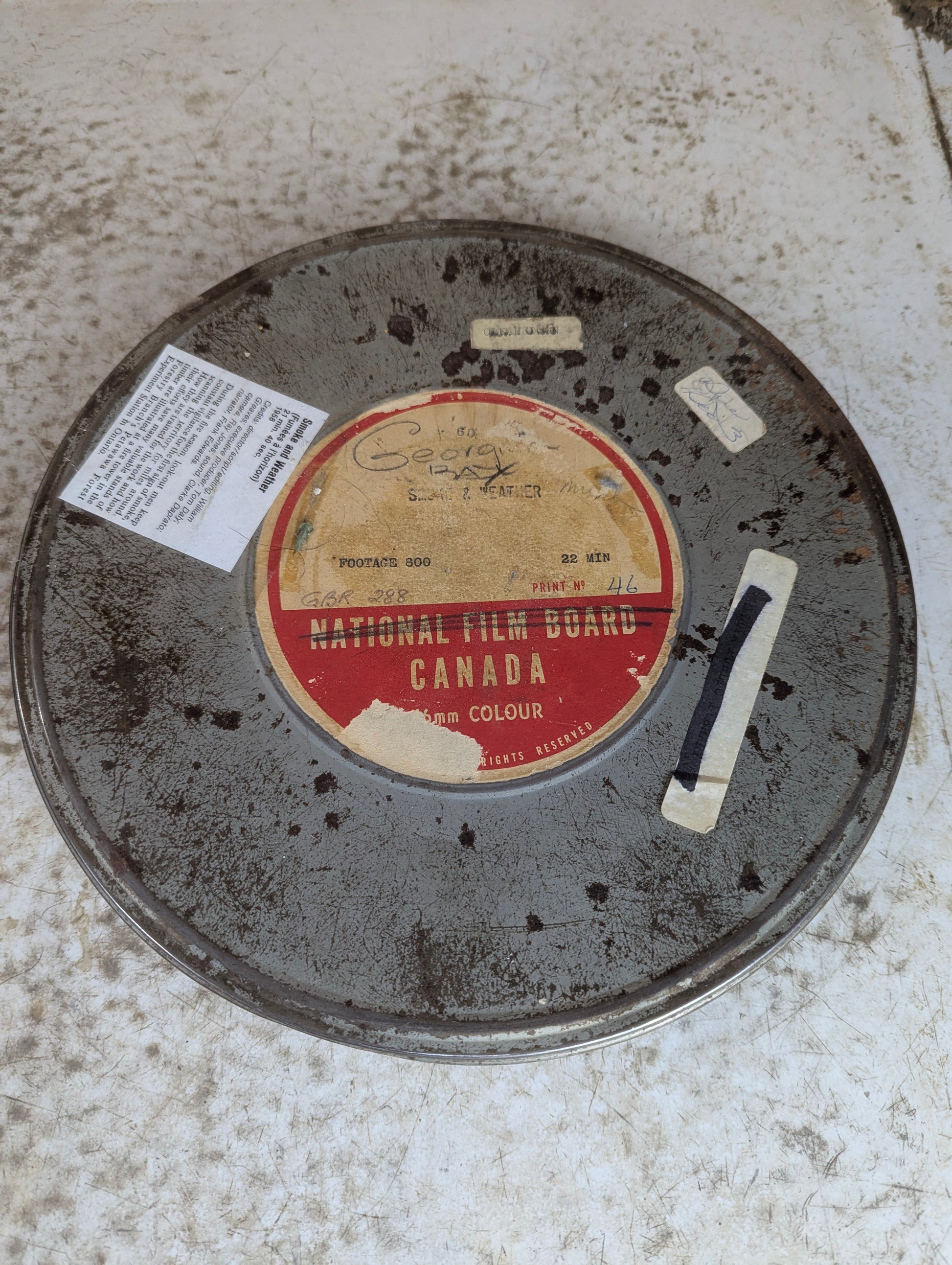 "Smoke and Weather" 16 mm colour Educational Film on 10" Reel in Metal National Film Board Canister 16mm